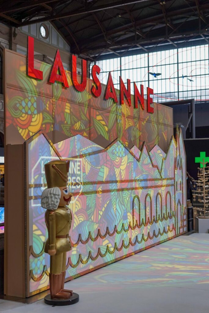 Cloison ECOPANEL, PLV, mobilier et stand d’exposition en carton recyclé et recyclable, naturel, biodégradable, durable, écologique, construction respectueuse de l'environnement avec une réduction d’émission de CO2 considérable, avantageux en termes d'empreinte écologique, solution légère, facile à monter et à transporter, un geste pour la planète, une image éco-responsable, innovante et moderne, en accord avec les valeurs écologiques, non à la pollution en plastique